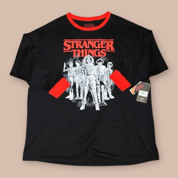 Netflix Other - Stranger Things Netflix Graphic Nightgown Women’s 3X 22W-24W Black Red NWT